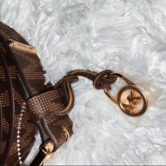 Michael Kors Belt - Picture 2 of 5